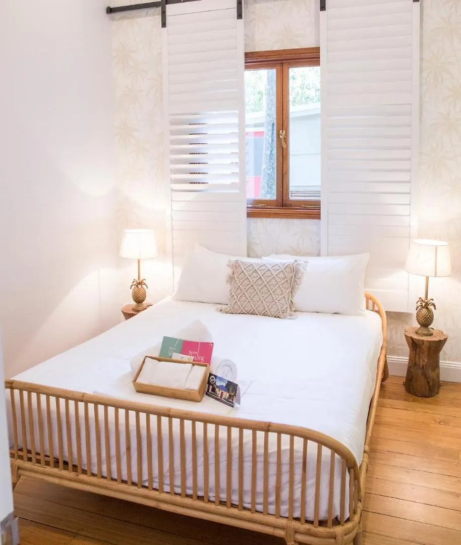 **** Guest house Bayhaven Lodge Byron Bay Australia